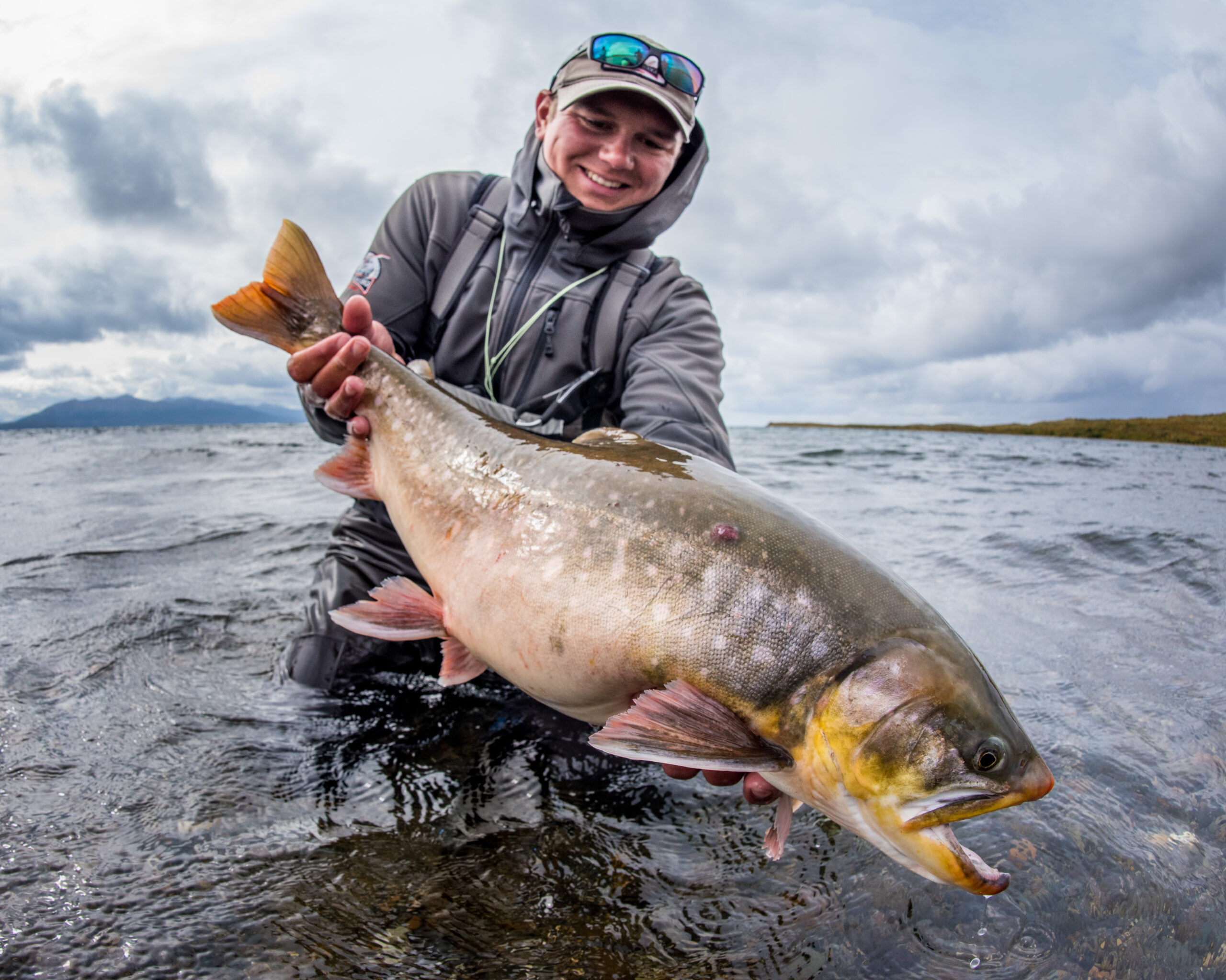 King Salmon on the FLY in Alaska! 